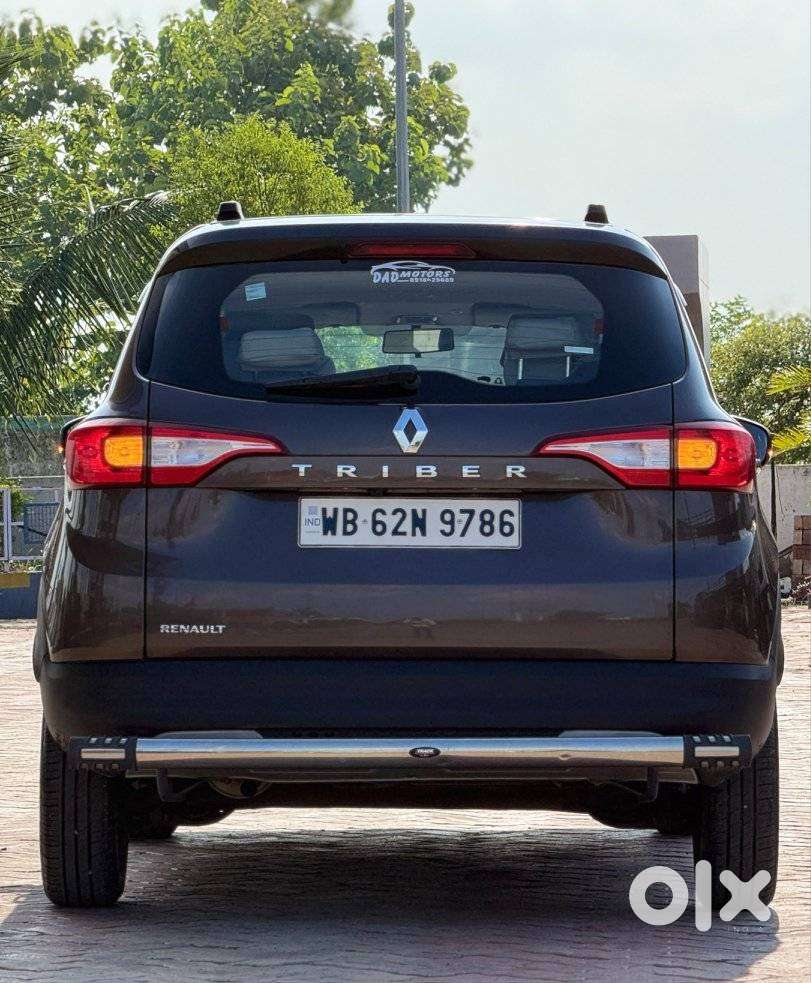 Renault Triber Rxz, 2022, Petrol