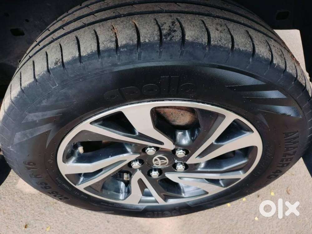 Toyota Innova Crysta 2.4 Gx Limited Edition 8 Str, 2021, Diesel