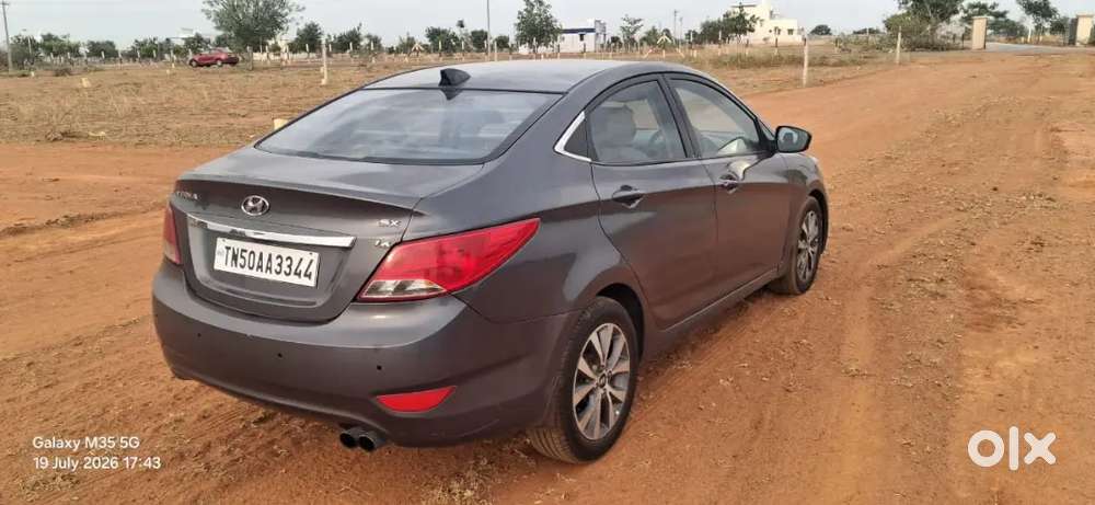 Hyundai Verna Fluidic 2015