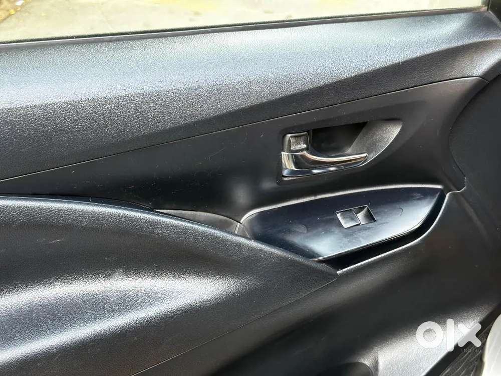 Toyota Innova Crysta 2018