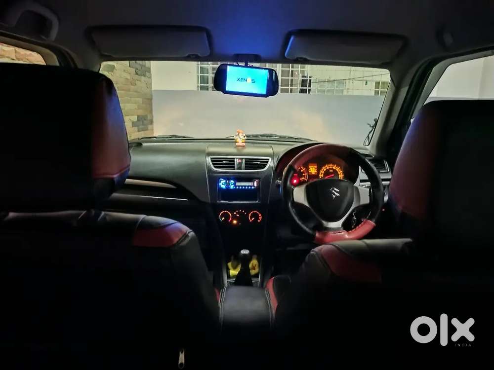 Maruti Suzuki Swift Vxi 2012