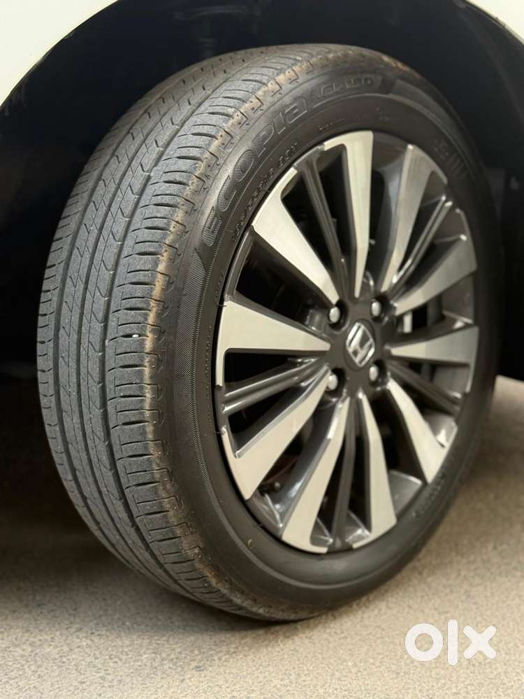 Honda City Zx Petrol Mt, 2023, Petrol