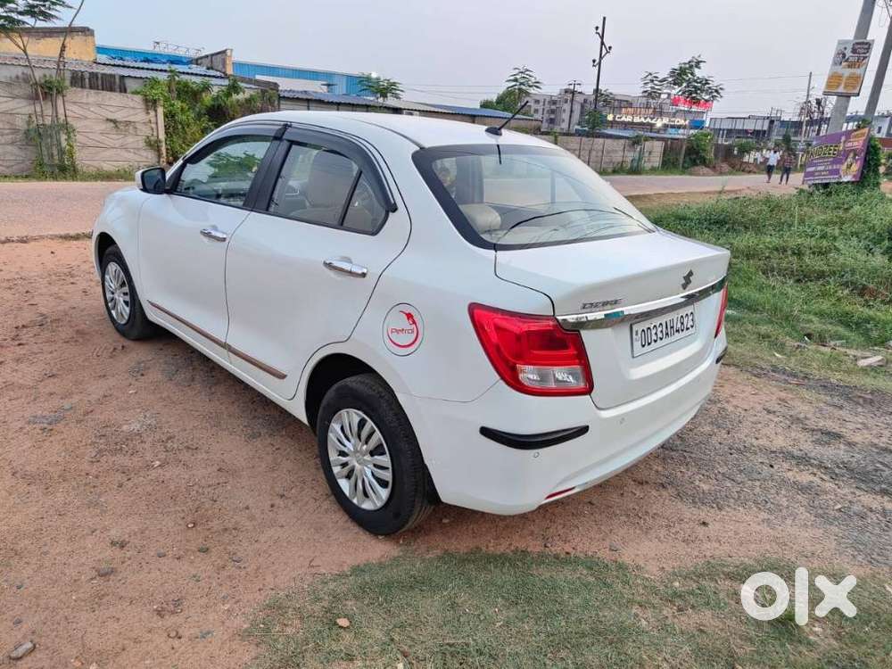 Maruti Suzuki Dzire 1.2 Vxi, 2023, Petrol