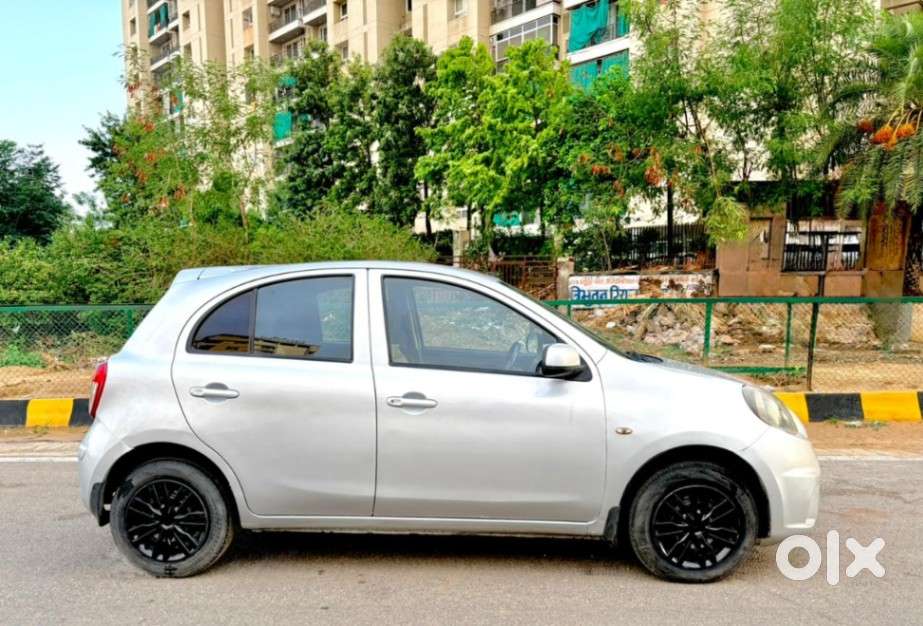 Nissan Micra Cvt Xv, 2014, Petrol