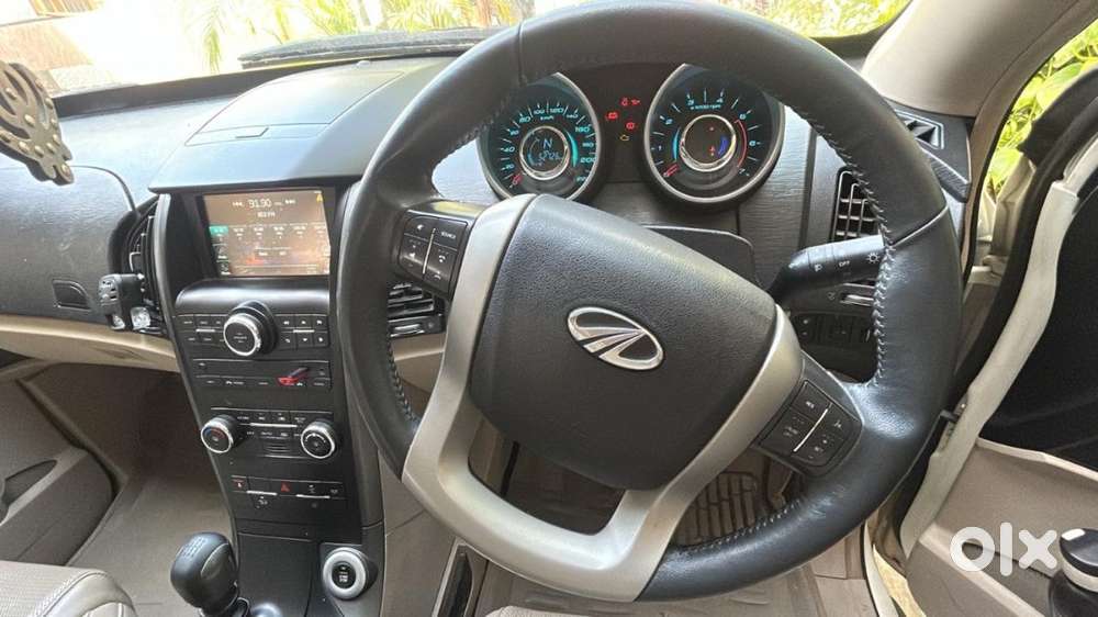 Xuv500 W10, Single Owner, Manual Transmission, 55500km Driven