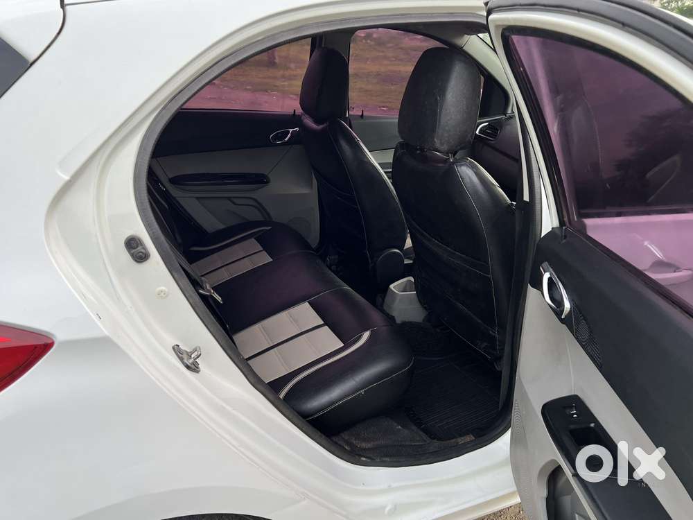 Tata Tiago 1.2 Revotron Xz (o), 2016, Petrol