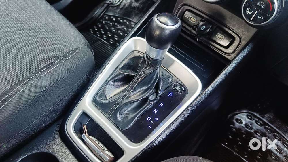 Hyundai Venue Sx Plus Turbo Dct, 2022, Petrol