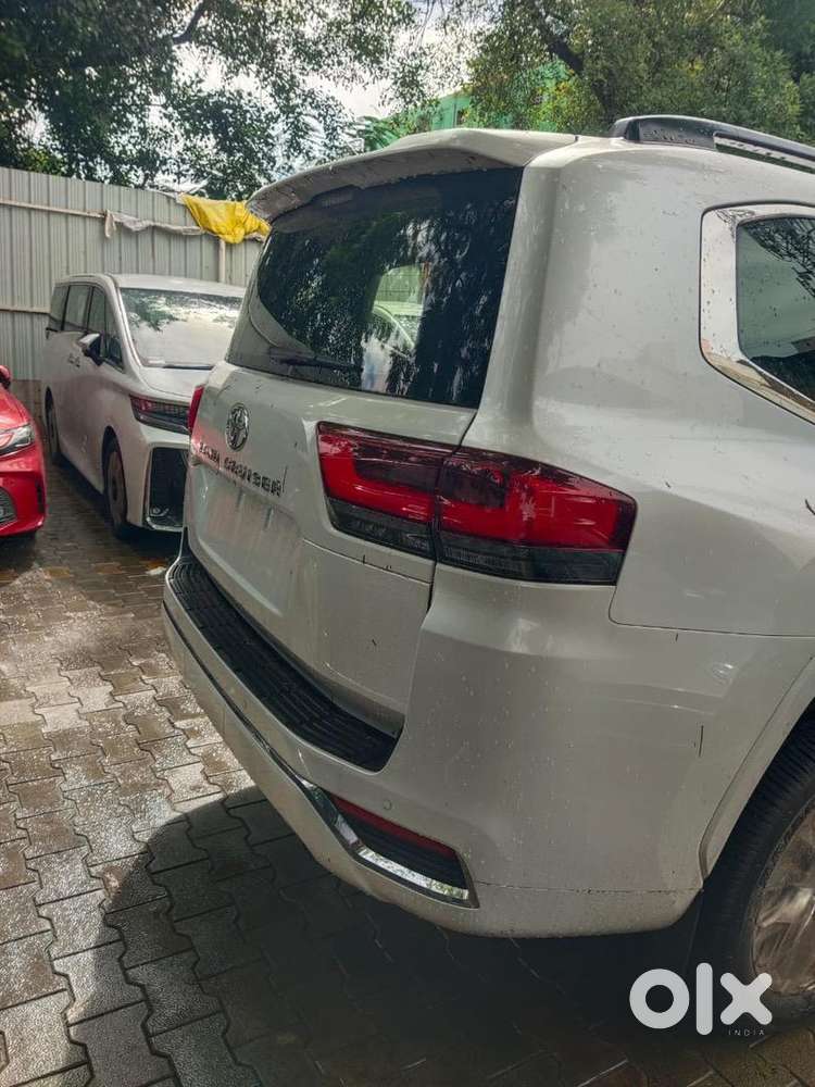 Toyota Land Cruiser 2025 Diesel 0 Km Driven
