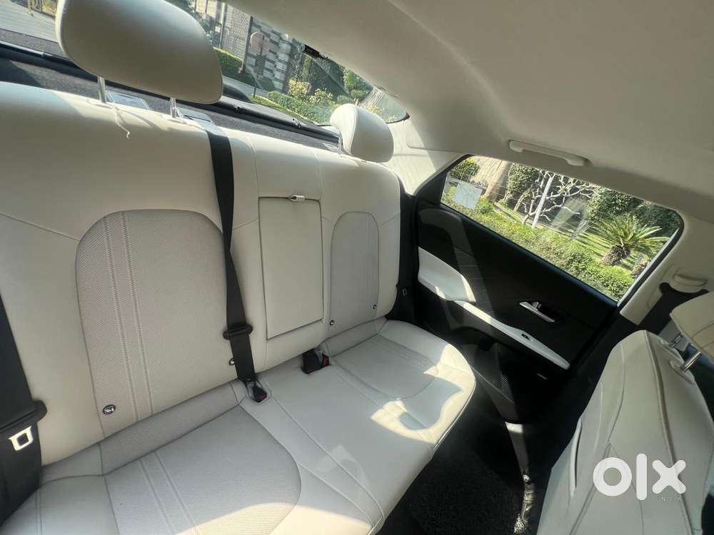 Hyundai Verna 1.5 Sx (o) Ivt, 2023, Petrol