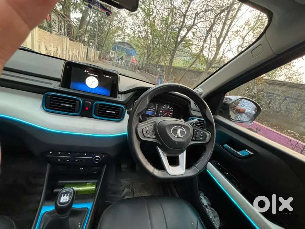 Tata Punch 2023 Dual Tone Sunroof