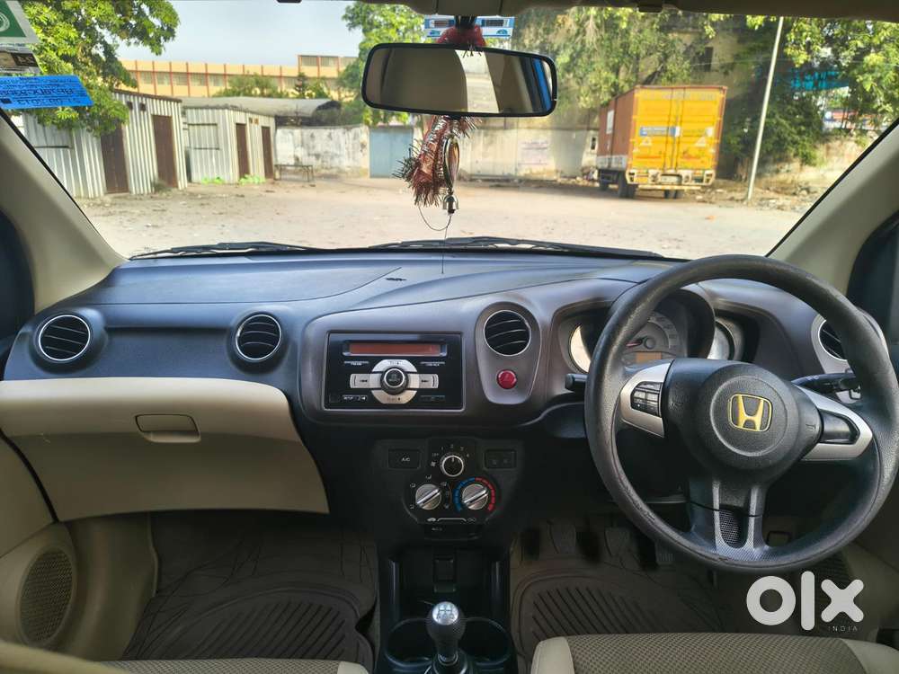 Honda Brio 2011-2013 V Mt, 2014, Petrol