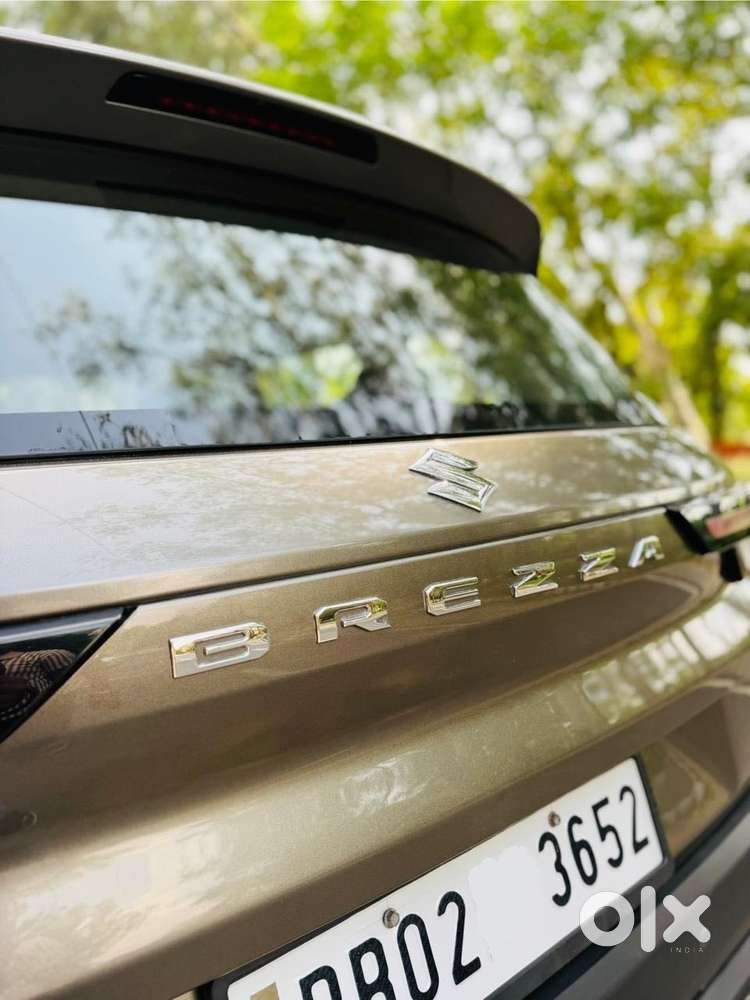 Maruti Suzuki Brezza 1.5 Lxi Smart Hybrid, 2025, Petrol