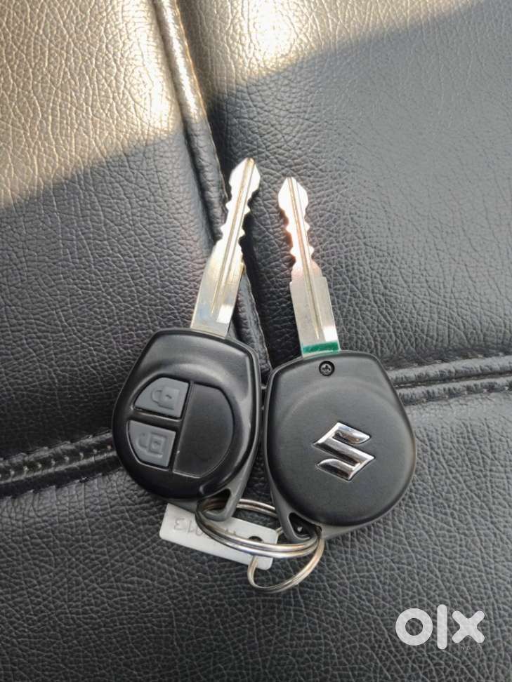 Maruti Suzuki Ritz Zxi, 2013, Petrol