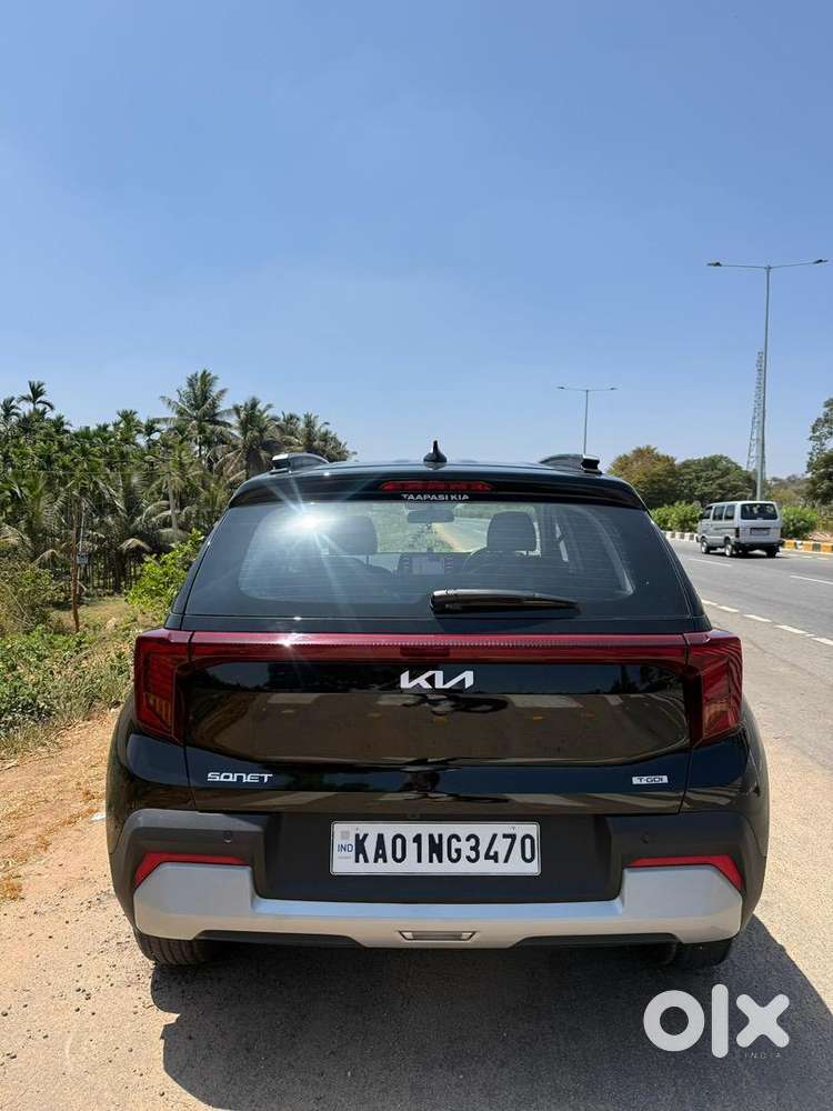 Kia Sonet 2025 Petrol 7000 Km Driven