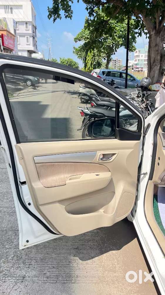 Maruti Suzuki Ertiga Zdi 2013