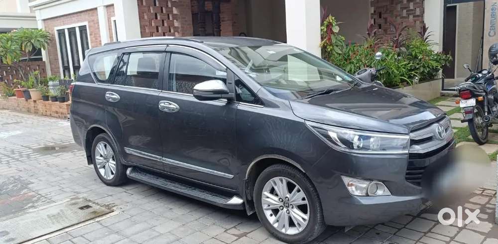 Toyota Innova Crysta 2.8 Z