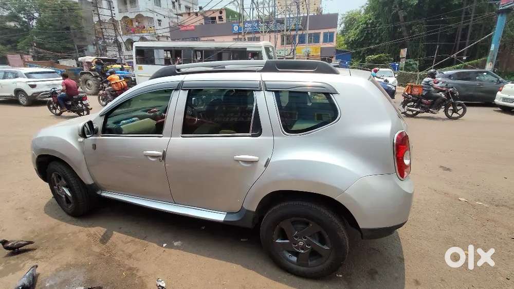 Renault Duster Rxz Top Model