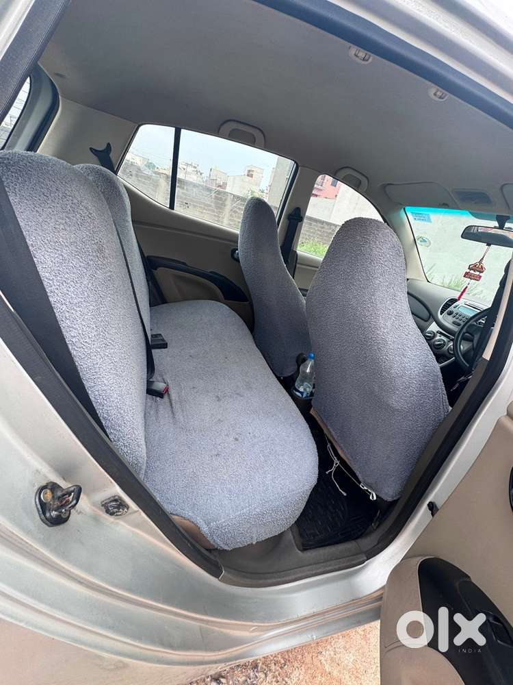 Hyundai I10 Sportz 2012 Model