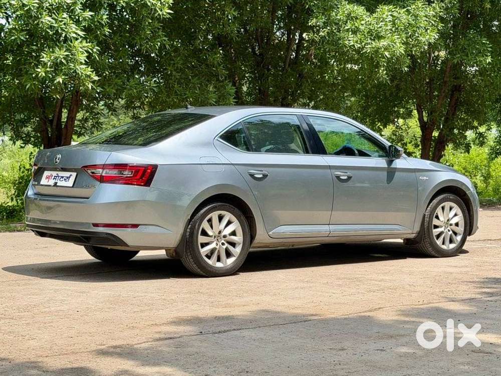 Skoda Superb 2.0 L&k Tsi At, 2019, Petrol