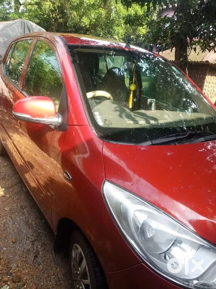Hyundai I10 Sportz Petrol 2013