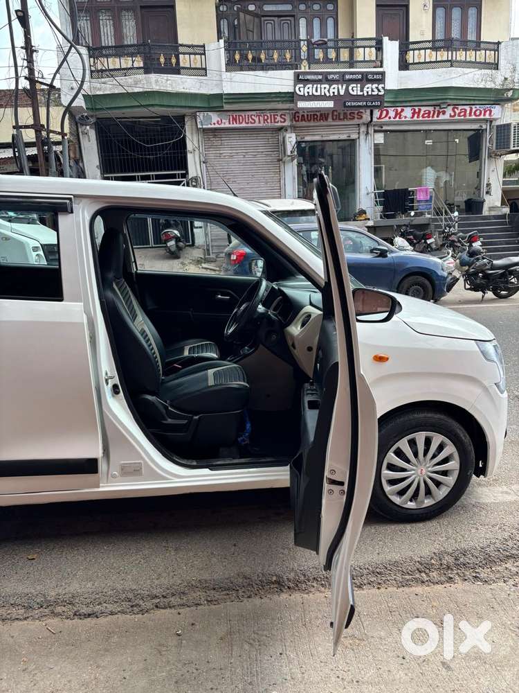 Maruti Suzuki Wagon R 1.2 Vxi, 2022, Petrol