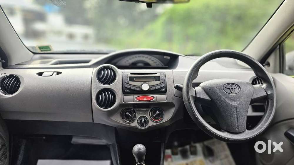 Toyota Etios Liva G, 2011, Petrol