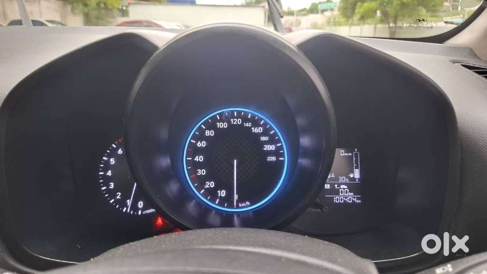 Hyundai Venue 1.2 S Plus, 2022, Petrol