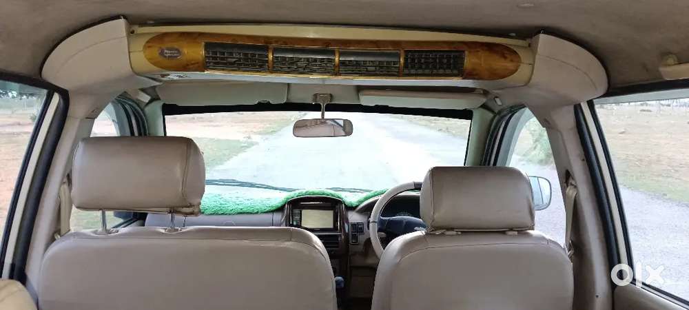 Chevrolet Tavera 2011 Diesel 180000 Km Driven