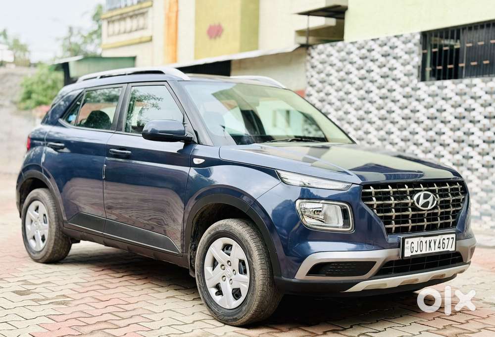 Hyundai Venue S(o) Knight Edition Mt, 2020, Petrol