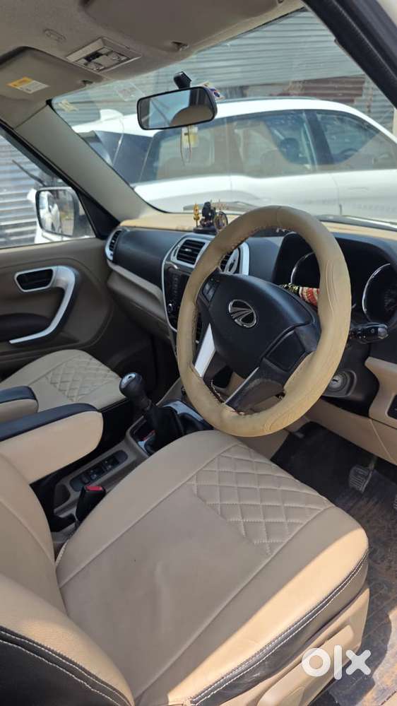 Mahindra Tuv 300 Mhawk100 T8, 2015, Diesel