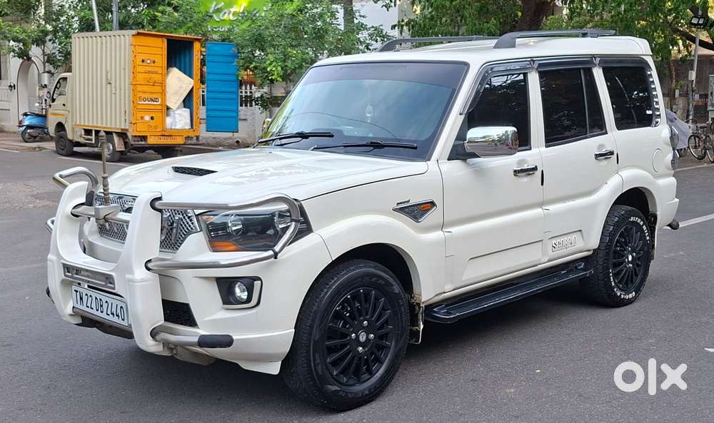 Mahindra Scorpio S4, 2015, Diesel
