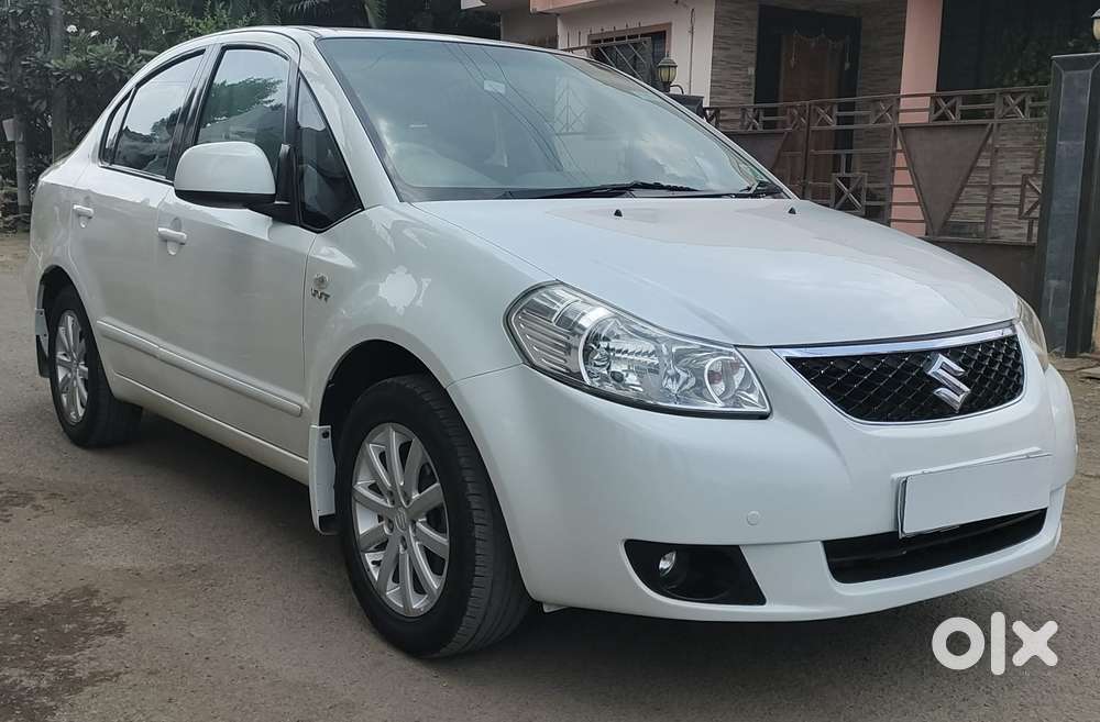 Maruti Suzuki Sx4 Zxi Mt Bsiv, 2011, Petrol