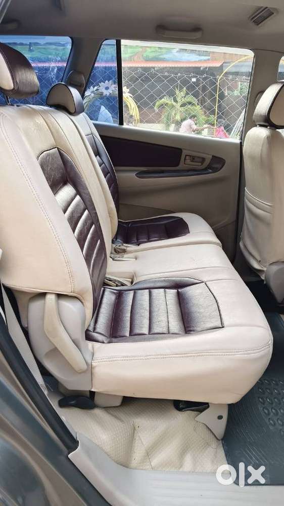 Toyota Innova 2.5 G (diesel) 7 Seater, 2011, Diesel