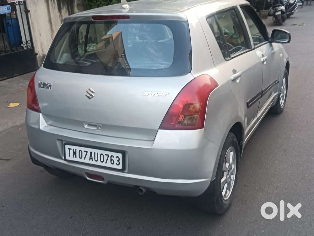 Maruti Suzuki Swift Lxi Option, 2006, Petrol