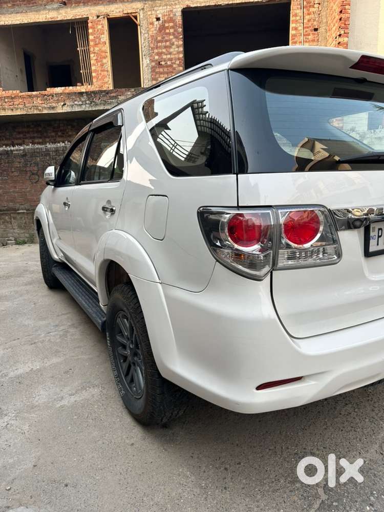 Toyota Fortuner Diesel 2013