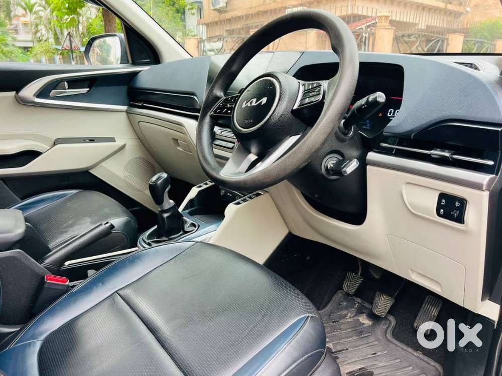 Kia Carens 1.4 Premium 7 Str, 2024, Petrol