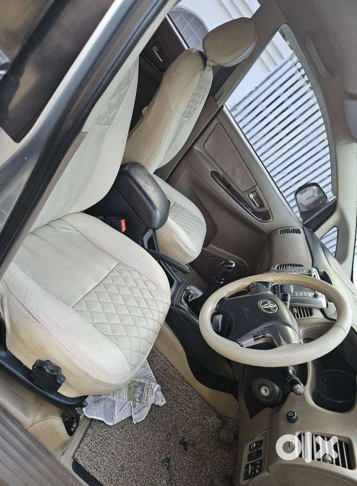 Toyota Innova 2.5 Zx 7 Str Bs-iv, 2014, Diesel