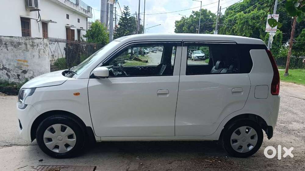 Maruti Suzuki Wagon R Vxi 1.0 Cng, 2026, Cng & Hybrids
