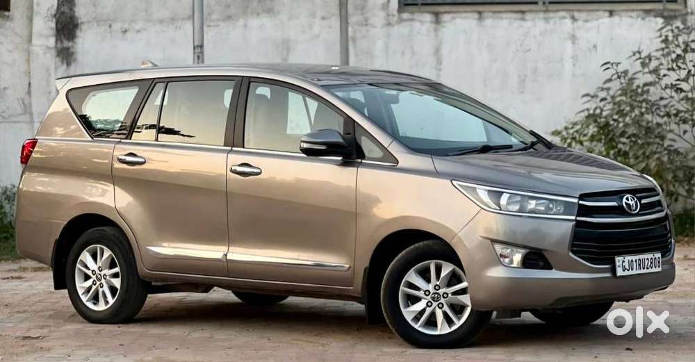 Toyota Innova Crysta 2.4 Gx Mt 8s, 2016, Diesel