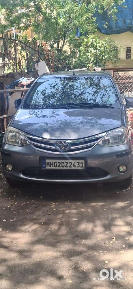 Toyota Etios V, 2013, Petrol