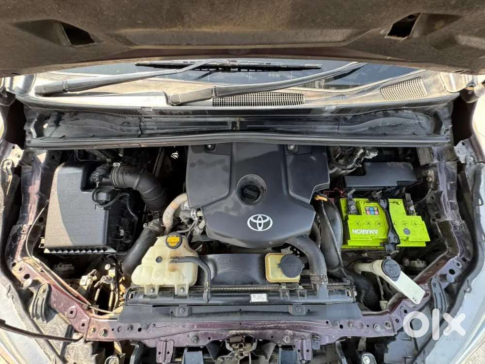 Toyota Innova Crysta 2016 Diesel Well Maintained