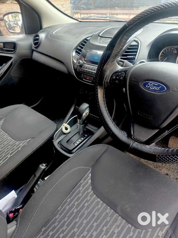 Ford Figo Automatic Titanium 2021
