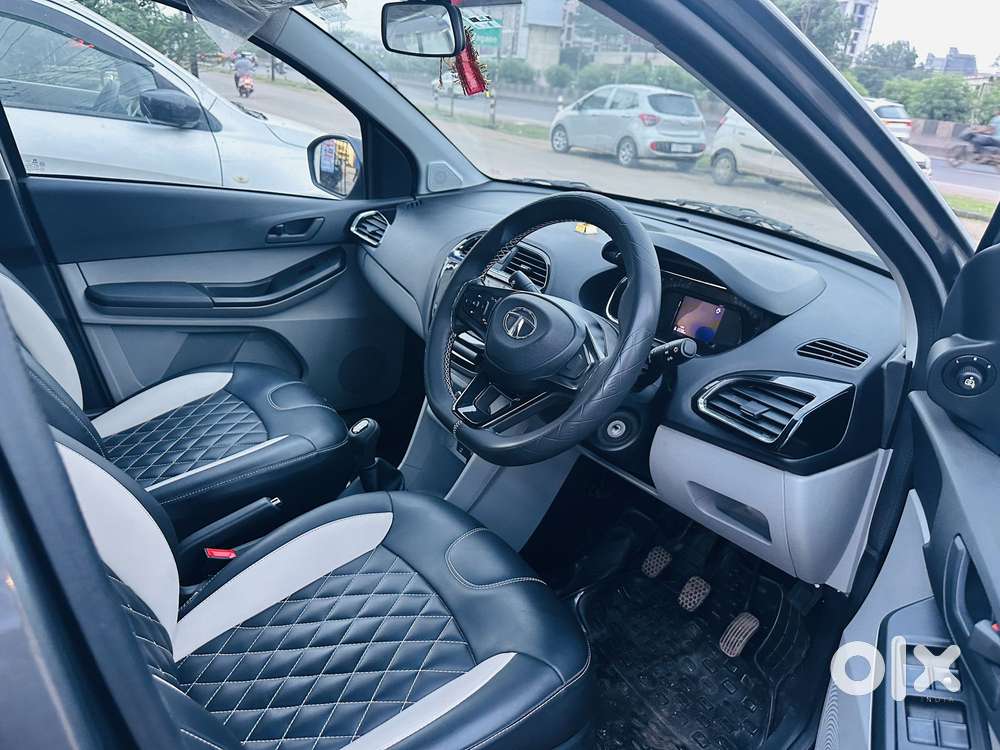 Tata Tiago 1.2 Revotron Xt (o), 2023, Petrol