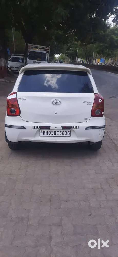 Toyota Etios Liva 2012 Diesel Well Maintained
