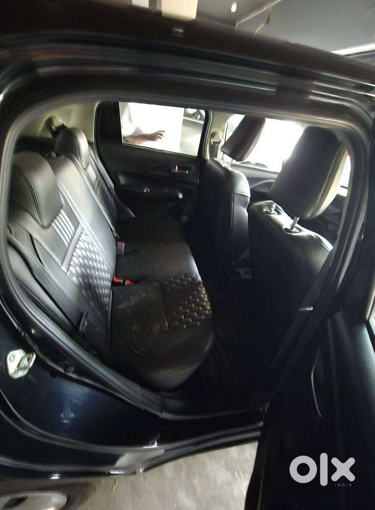 Maruti Suzuki Swift Vxi Optional, 2025, Petrol