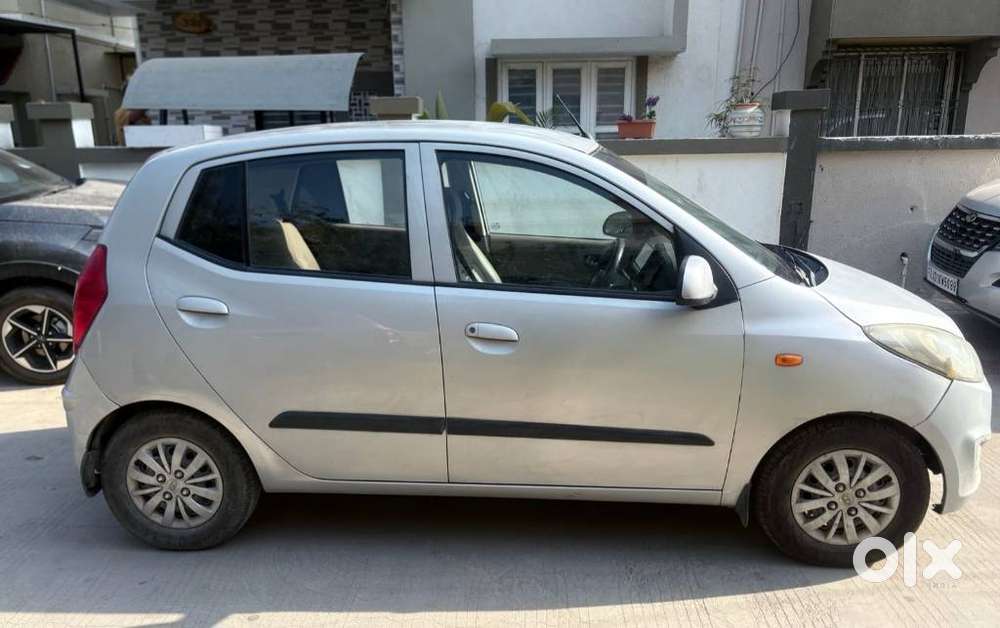 Hyundai I10 1.2 Kappa Sportz, 2016, Cng & Hybrids