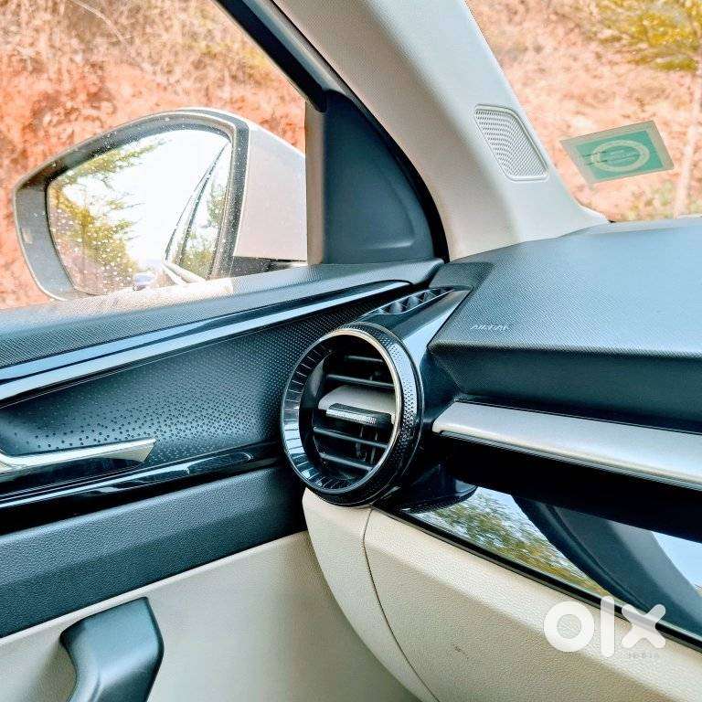 Skoda Slavia Ambition 1.5l Tsi Mt, 2023, Petrol