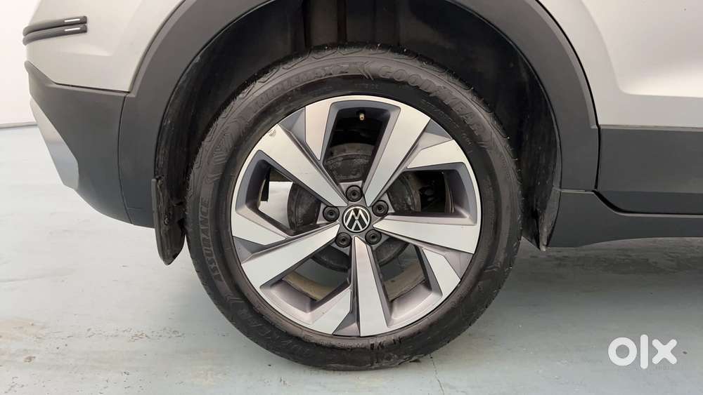 Volkswagen Taigun Topline 1.0 Tsi At (electric Seats), 2022, Petrol