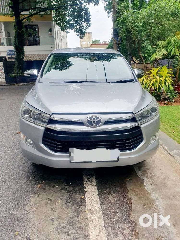 Toyota Innova Crysta 2.8z Automatic, 2017, Diesel