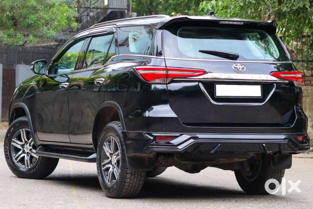Toyota Fortuner 4x2 At 2.7 Petrol, 2022, Petrol